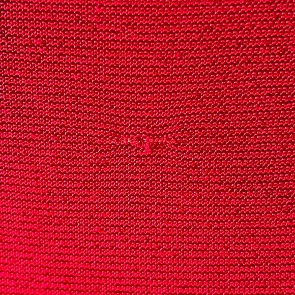 Red gown, size 5-6 - Picture 3 of 8